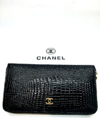 Chanel кошелек на молнии лакированный B9046